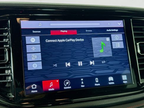 Used 2024 Dodge Durango GT image 17