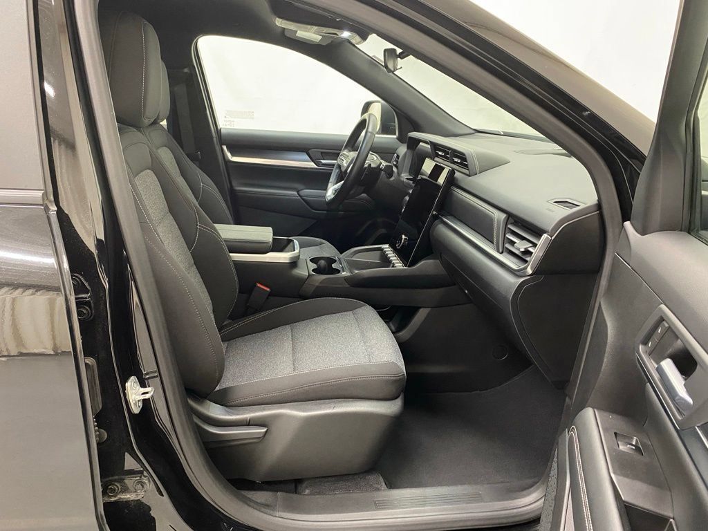 Used 2025 GMC Terrain Elevation AWD/4WD image 15