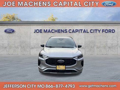 Certified 2023 Ford Escape ST-Line w/ Tech Pack #1 image 8