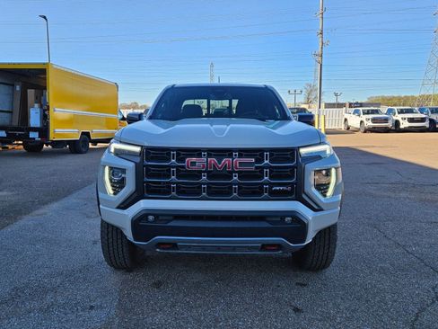New 2026 GMC Canyon AT4 image 10