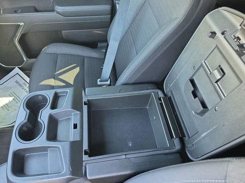 Used 2023 Chevrolet Silverado 1500 LT image 29