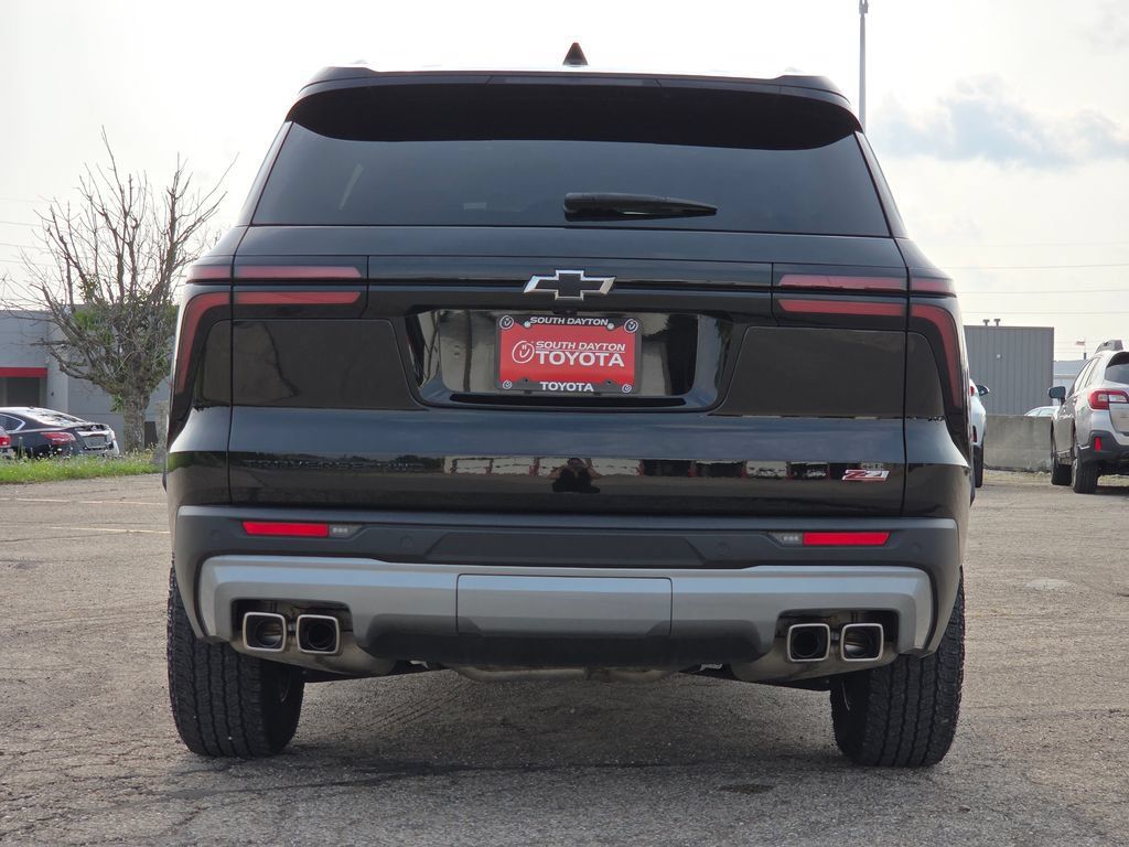 Used 2024 Chevrolet Traverse Z71 w/ LPO, Floor Liner Package AWD/4WD image 23