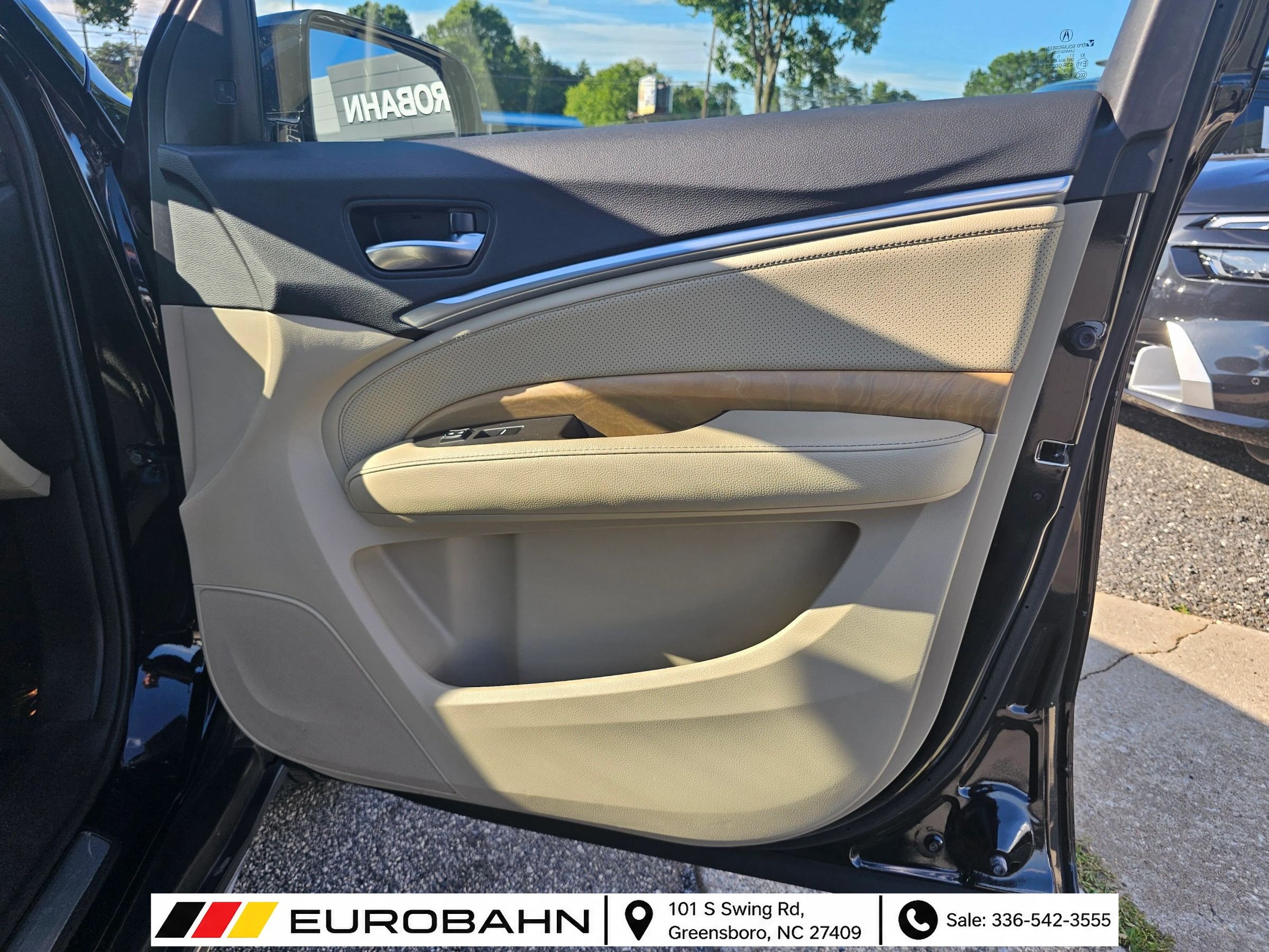 Used 2020 Acura MDX w/ Technology Package FWD image 28