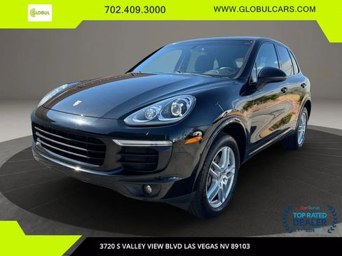 Used 2017 Porsche Cayenne AWD/4WD image 1