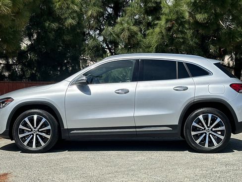 Certified 2023 Mercedes-Benz GLA 250 4MATIC image 7
