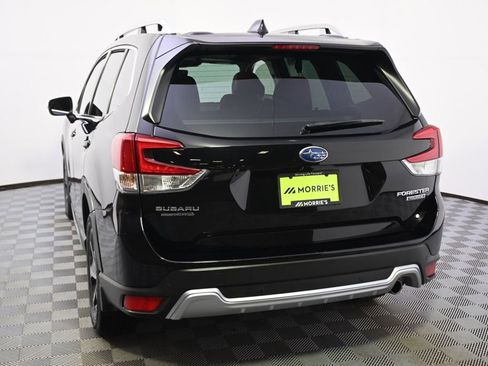 Used 2022 Subaru Forester Touring image 4