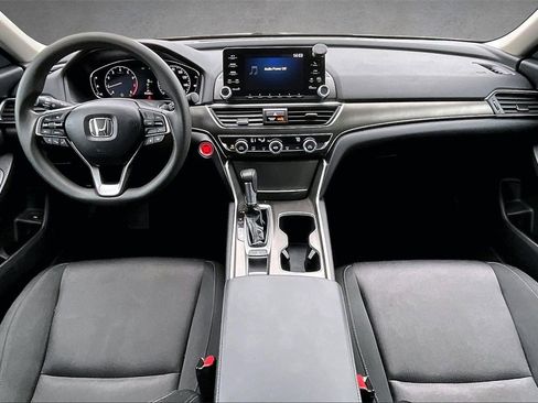 Used 2019 Honda Accord LX image 7