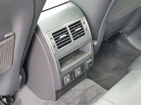 New 2026 Jaguar F-PACE R-Dynamic S image 31