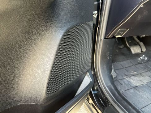 Used 2017 Toyota RAV4 SE w/ Advanced Technology Package image 21