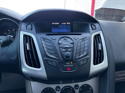 Used 2013 Ford Focus SE image 29