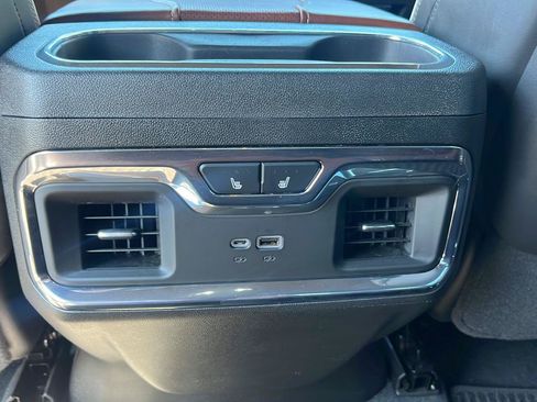 Used 2025 GMC Sierra 2500 Denali Ultimate AWD/4WD image 15
