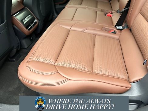 New 2026 Lincoln Nautilus Reserve image 18