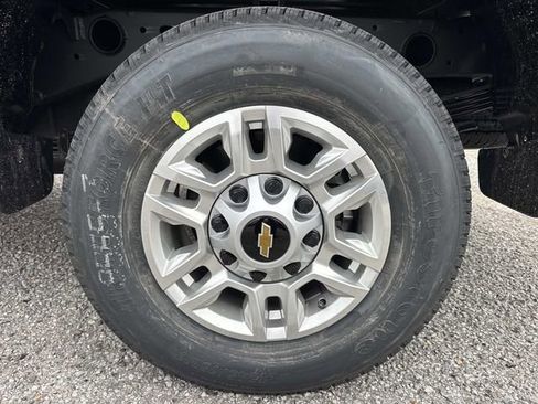 New 2026 Chevrolet Silverado 2500 W/T w/ WT Convenience Package image 3