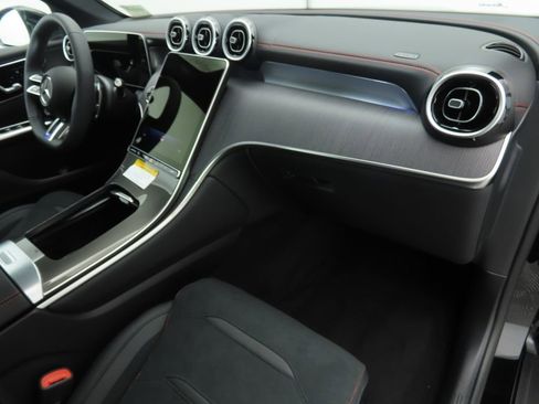 New 2026 Mercedes-Benz GLC 43 AMG 4MATIC image 17