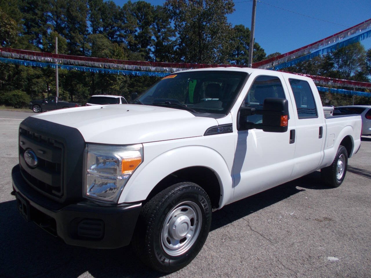 Used 2016 Ford F250 XL w/ Power Equipment Group RWD image 1