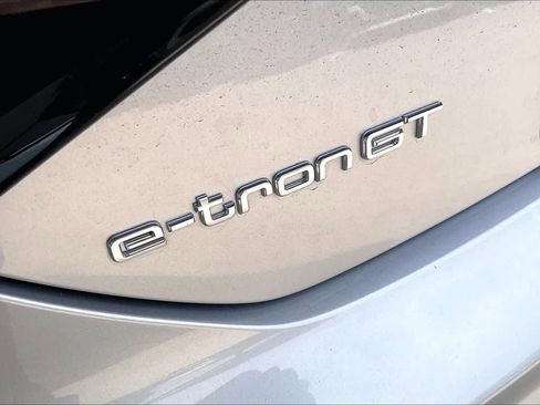 Used 2024 Audi e-tron GT Premium Plus w/ Executive Package AWD/4WD image 31