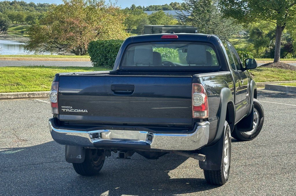 Used 2009 Toyota Tacoma 4x4 Access Cab image 10