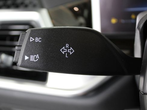 New 2026 BMW X5 xDrive40i w/ Climate Comfort Package image 31