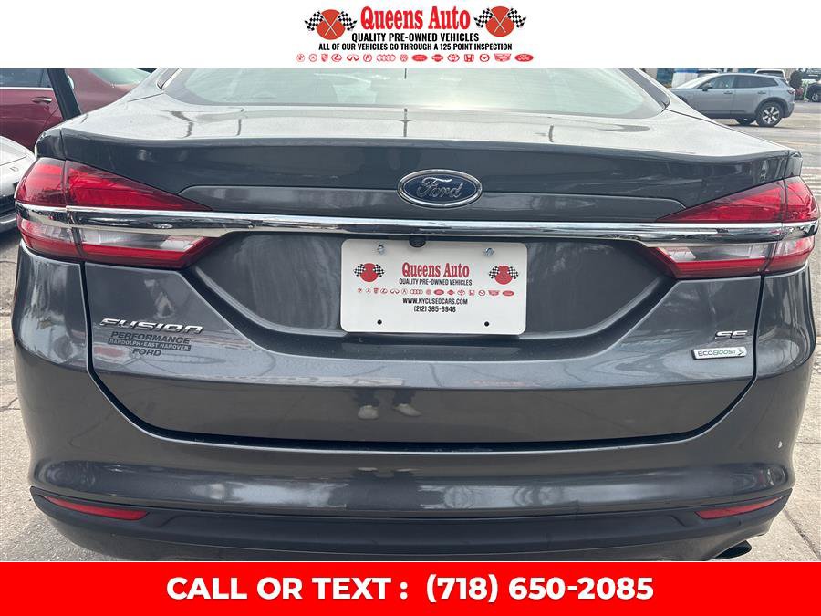 Used 2018 Ford Fusion SE FWD image 27