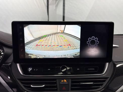 Used 2024 Nissan Altima 2.5 SR w/ SR Premium Package image 30