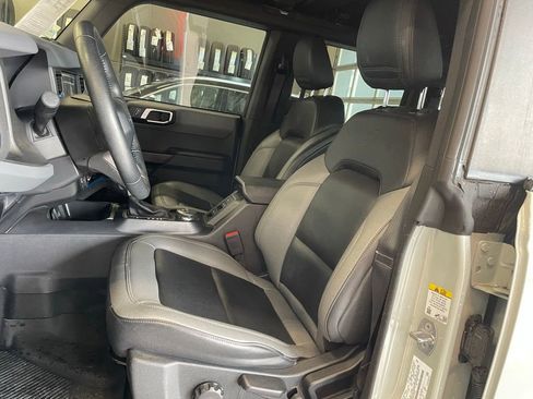 Used 2024 Ford Bronco Black Diamond AWD/4WD image 11