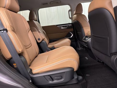 Certified 2026 INFINITI QX80 Luxe w/ Cargo Package image 35