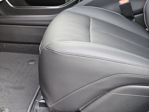 New 2026 Cadillac Lyriq Premium Luxury image 17