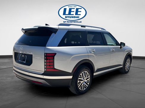 New 2026 Hyundai Palisade SEL FWD image 3