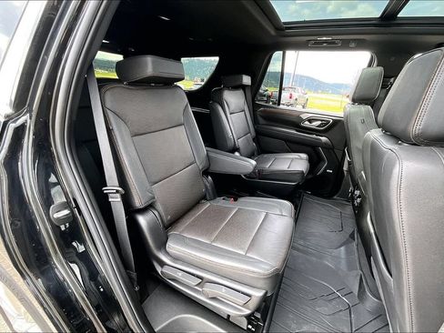 Used 2024 Chevrolet Tahoe High Country AWD/4WD image 27