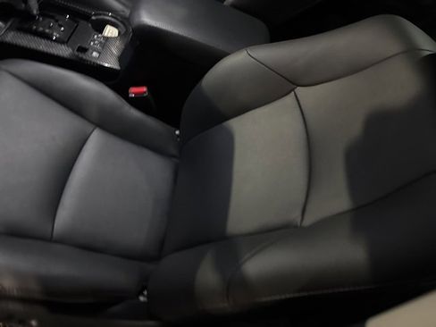 Used 2023 Toyota 4Runner TRD Off-Road Premium image 9