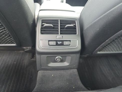 Used 2019 Audi A4 2.0T Premium image 13