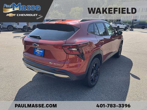 Certified 2024 Chevrolet Trax ACTIV w/ Driver Confidence Package FWD image 5