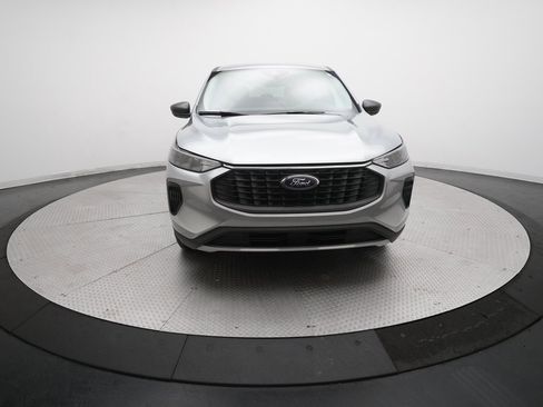 Used 2023 Ford Escape Active image 11