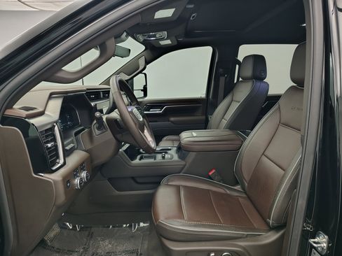 Used 2025 GMC Sierra 2500 Denali w/ Denali Reserve Package image 32