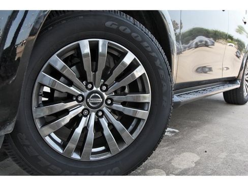 Used 2019 Nissan Armada Platinum w/ Captain's Chairs Package RWD image 30