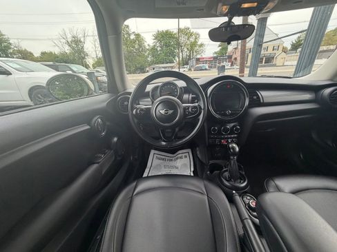 Used 2018 MINI Cooper 2-Door Hardtop FWD image 29