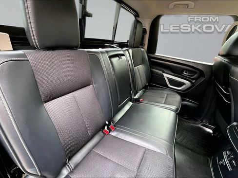 Used 2016 Nissan Titan PRO-4X AWD/4WD image 27