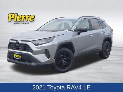 Used 2021 Toyota RAV4 LE w/ Carpet Mat Package (TMS)