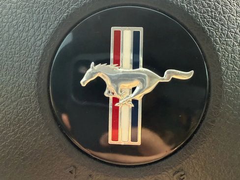 Used 2006 Ford Mustang GT Premium image 24