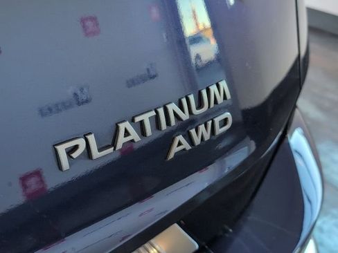 Used 2025 Nissan Rogue Platinum w/ Platinum Premium Package image 8