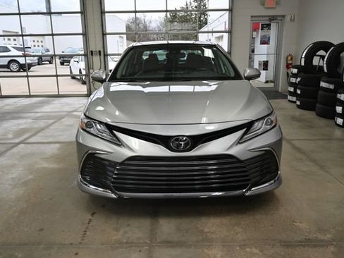 Used 2023 Toyota Camry XLE w/ Cold Weather Package image 2