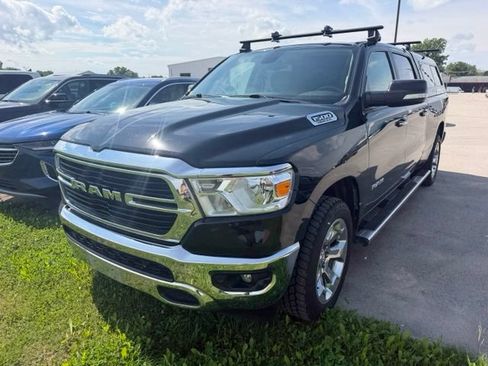 Used 2019 RAM 1500 Big Horn AWD/4WD image 3
