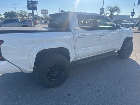 Used 2024 Toyota Tacoma SR5 image 3
