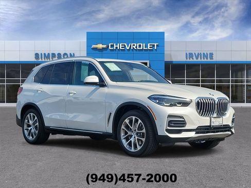 Used 2022 BMW X5 xDrive40i AWD/4WD image 1