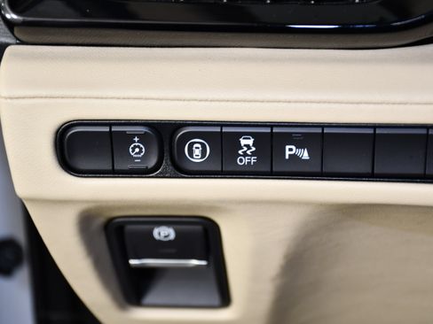 Certified 2024 Acura MDX SH-AWD w/ Technology Package image 35