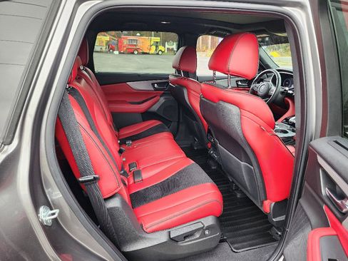 Used 2022 Acura MDX A-Spec image 30