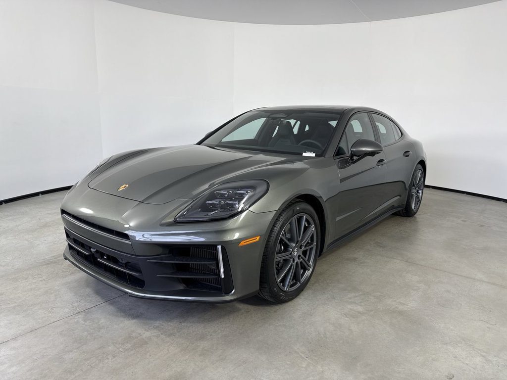 New 2026 Porsche Panamera 4 AWD/4WD image 1