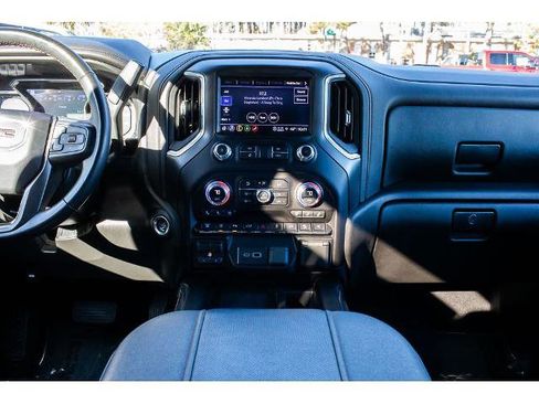 Used 2023 GMC Sierra 2500 AT4 w/ AT4 Preferred Package image 15