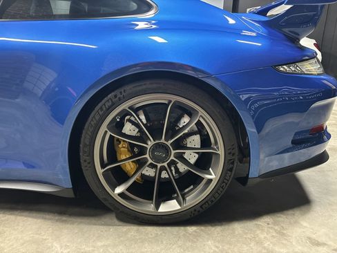 Used 2016 Porsche 911 GT3 RWD image 23