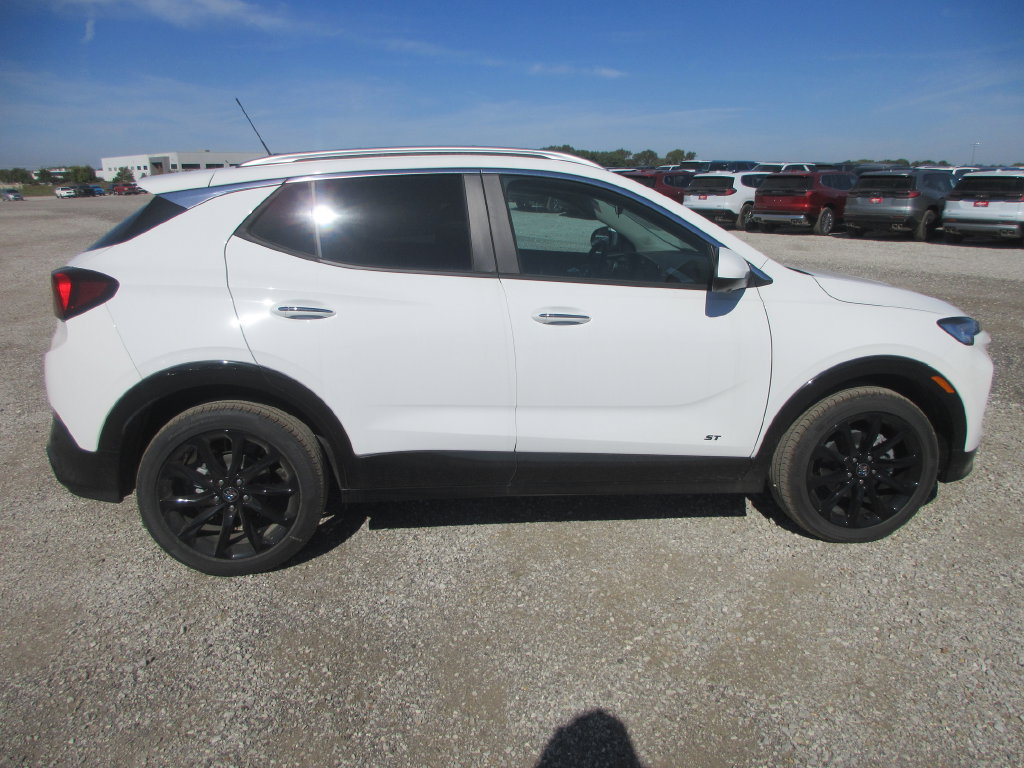 New 2026 Buick Encore GX Sport Touring w/ Advanced Technology Package AWD/4WD image 3